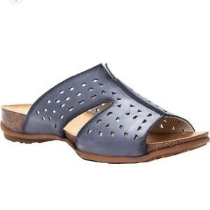 NWOB Propet Fiona Steel Blue Leather Mule Slide Perforated Slide Sandal 7.5W